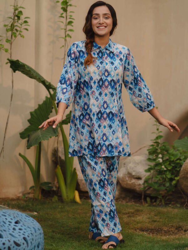 Womens Cotton Blue Geometric Printed Kurta Set